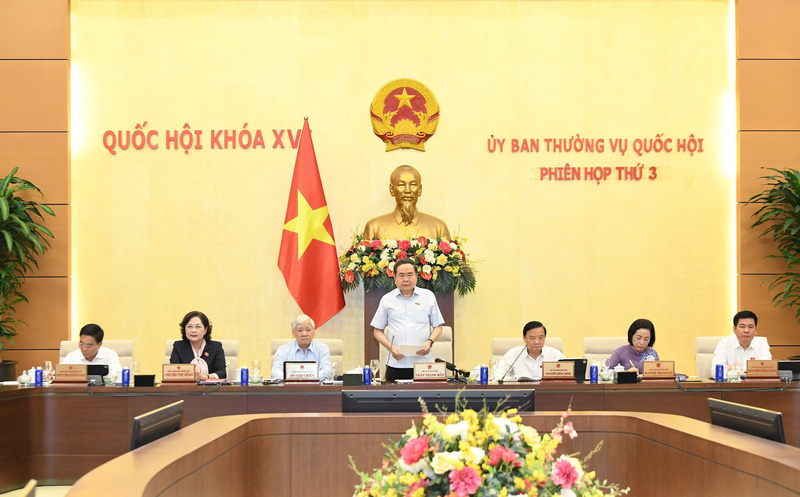 Chủ tịch Quốc hội Trần Thanh Mẫn phát biểu khai mạc Phiên họp thứ 3 của Ủy ban Thường vụ Quốc hội. Ảnh: Lâm Hiển