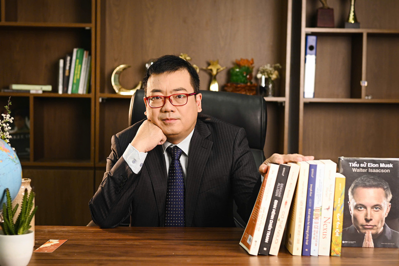 Ông Nguyễn Cảnh Bình - Chủ tịch HĐQT Alpha Books và Omega+, Viện trưởng Viện Lãnh đạo ABG, Phó Chủ tịch Hiệp hội Xuất bản Việt Nam. Ảnh: NVCC