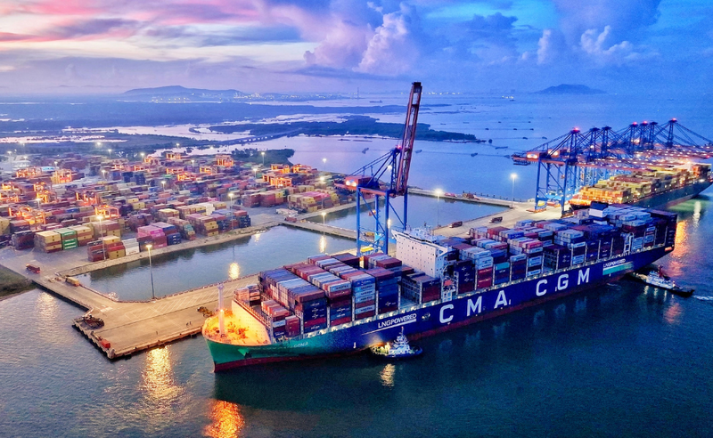 Trước những biến động từ thị trường thế giới tác động đến trong nước, công tác điều hành giá của Chính phủ góp phần quan trọng kiềm chế tốc độ gia tăng của lạm phát. Ảnh minh họa: Gemadept.