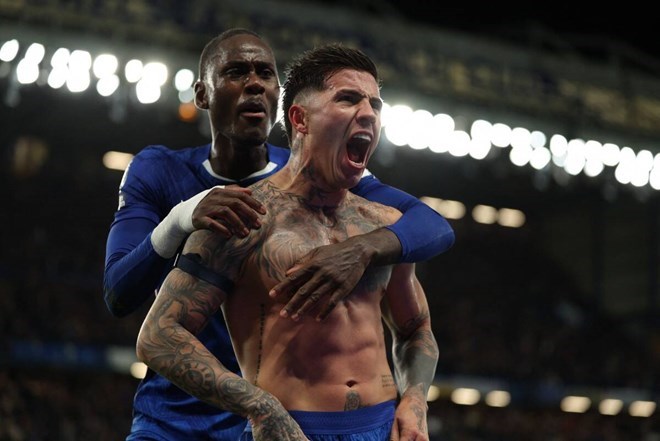 Lý do mức phí 100 triệu bảng ở Premier League không còn gây sốc