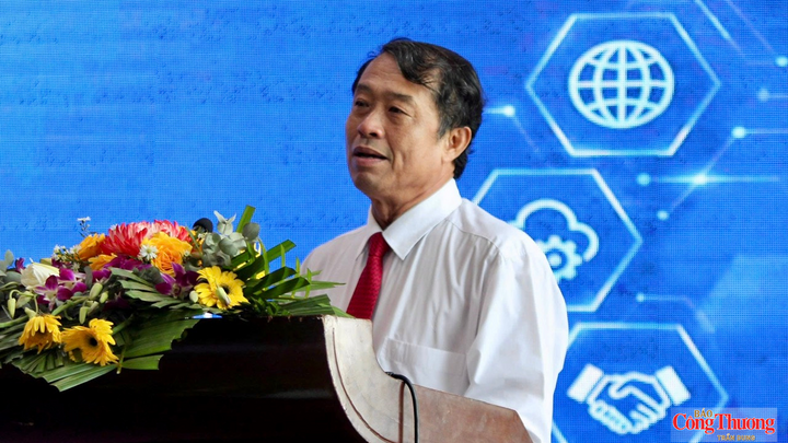 Ông Nguyễn Văn Khởi – Phó Chủ tịch UBND TP. Cần Thơ phát biểu tại hội thảo.