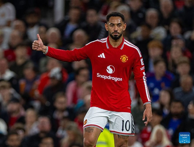 Man United lại trở về vạch xuất phát