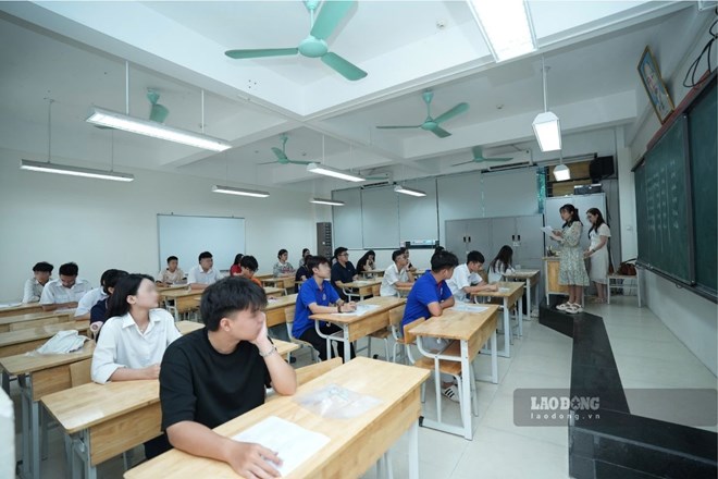 Giáo dục 24h: Chính sách nghỉ hưu đối với hiệu trưởng dôi dư sau sáp nhập