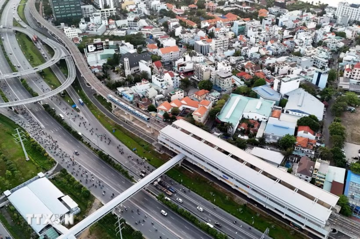 Lãnh đạo TP. Hồ Chí Minh đề nghị các sở, ngành, địa phương tập trung tháo gỡ khó khăn cho các dự án tồn đọng.