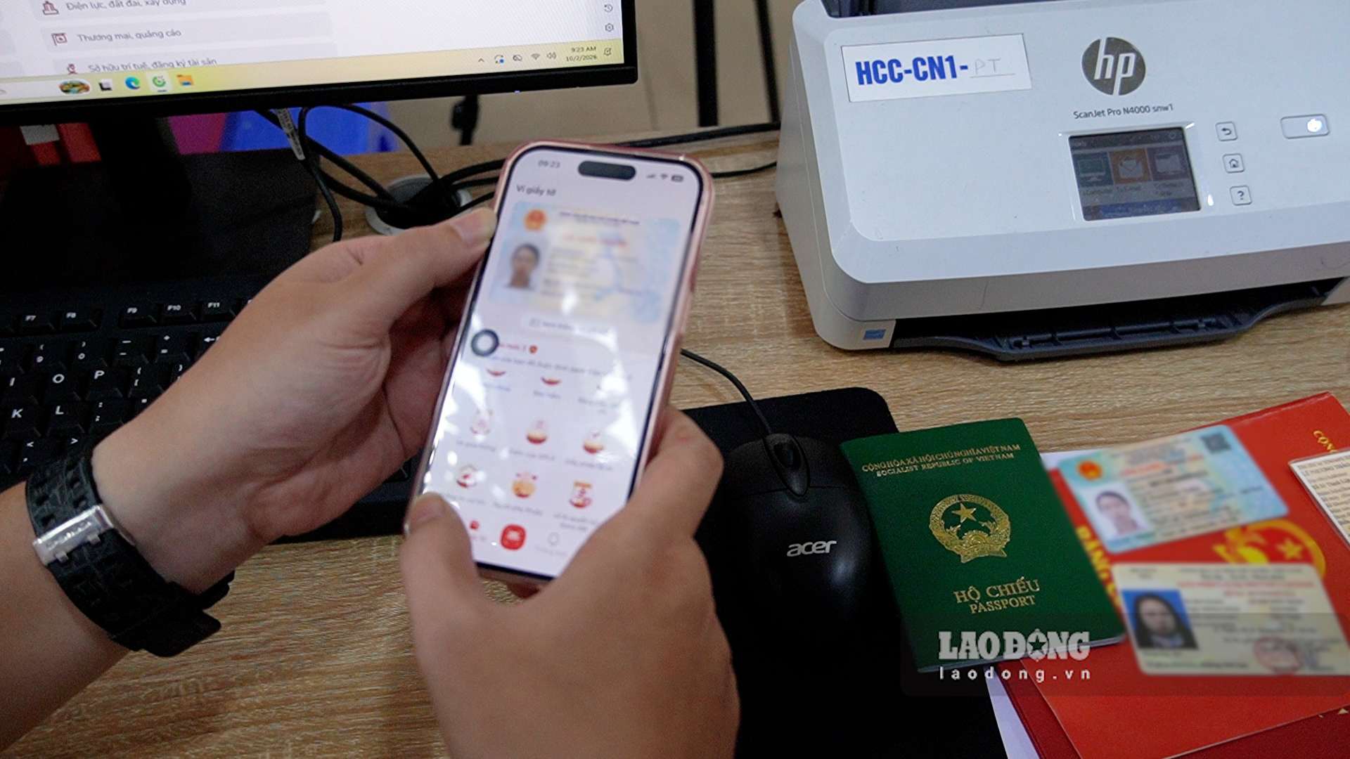 Nghị định 320/2026/NĐ-CP (có hiệu lực từ ngày 28.9.2026) mở rộng danh mục lên 206 loại giấy tờ tích hợp và cập nhật trên ứng dụng VNeID. Ảnh: An Phương