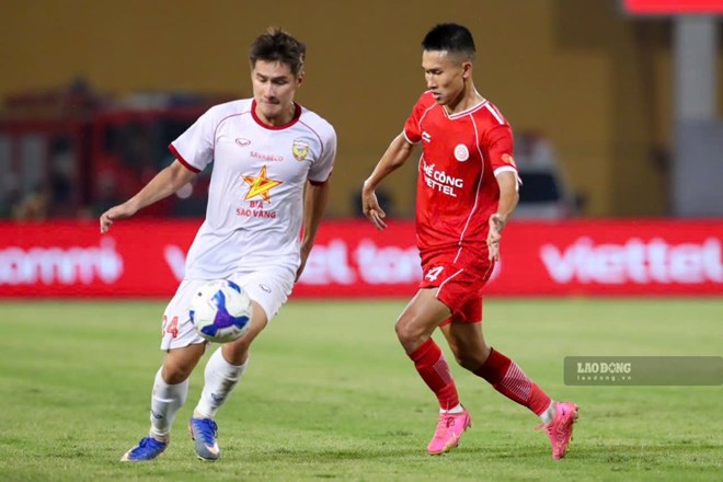 Doãn Ngọc Tân lại chấn thương, Thể Công Viettel thêm nỗi lo