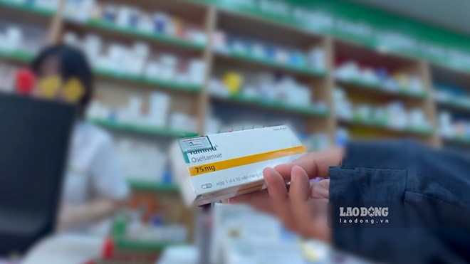 Cúm ở trẻ gia tăng, cảnh báo tình trạng mua Tamiflu cho trẻ không cần đơn